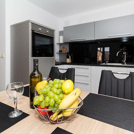 App Joly In Center Old Town Apartman Biograd na Moru Kültér fotó